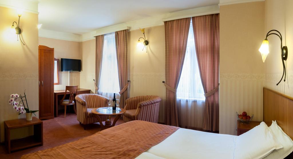 Aleksandar Hotel Vrnjačka Banja Exterior foto