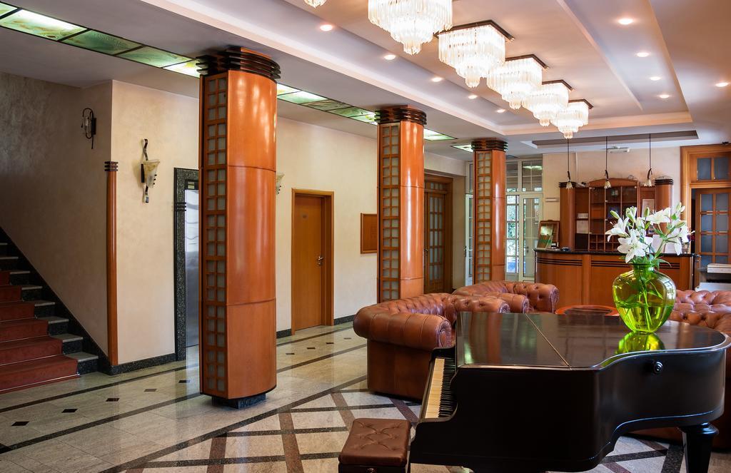 Aleksandar Hotel Vrnjačka Banja Exterior foto